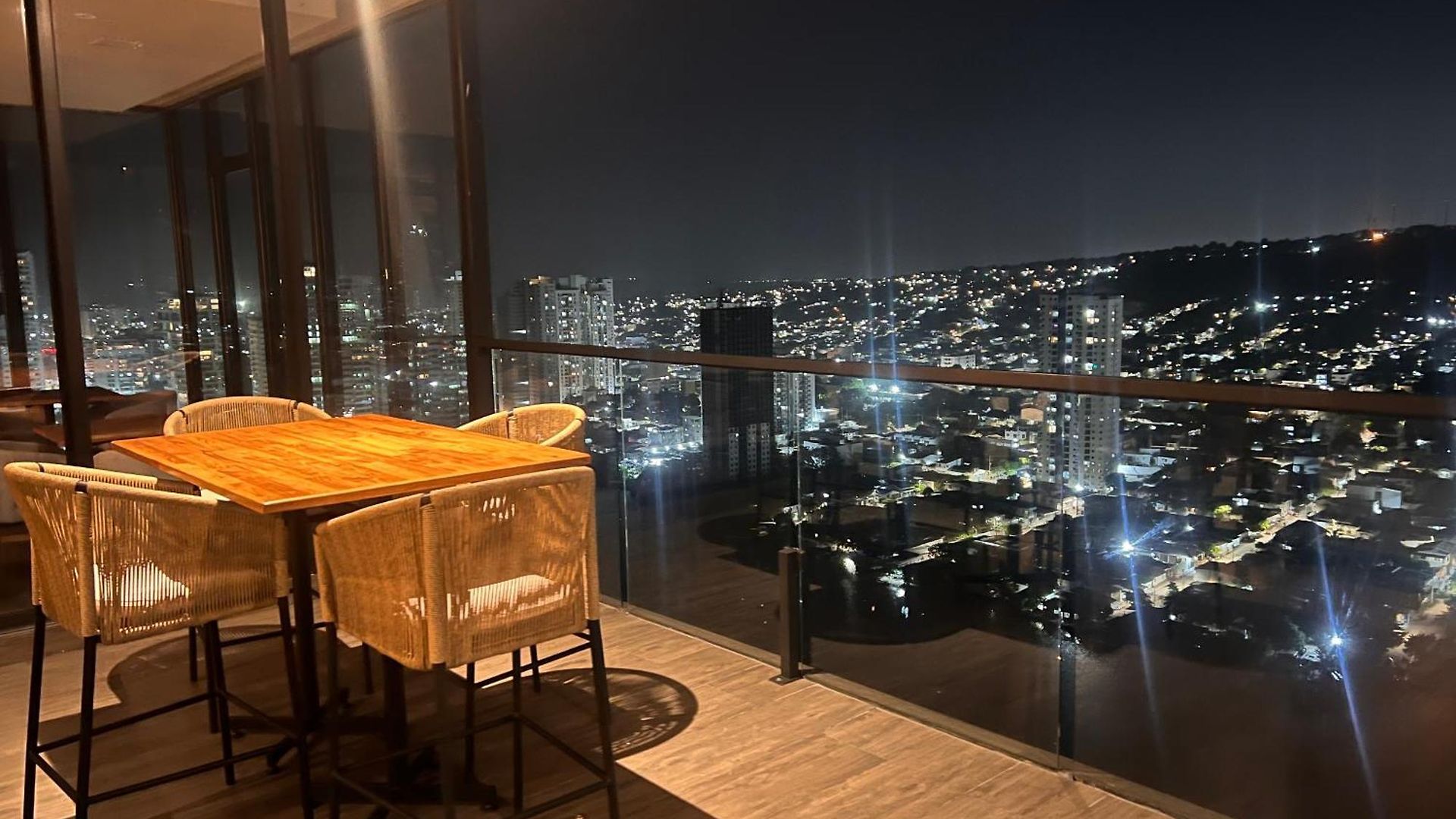 Apartment New! Ocean & City 360Views 25Fl Free Airport Pick Up By Imz Cartagena