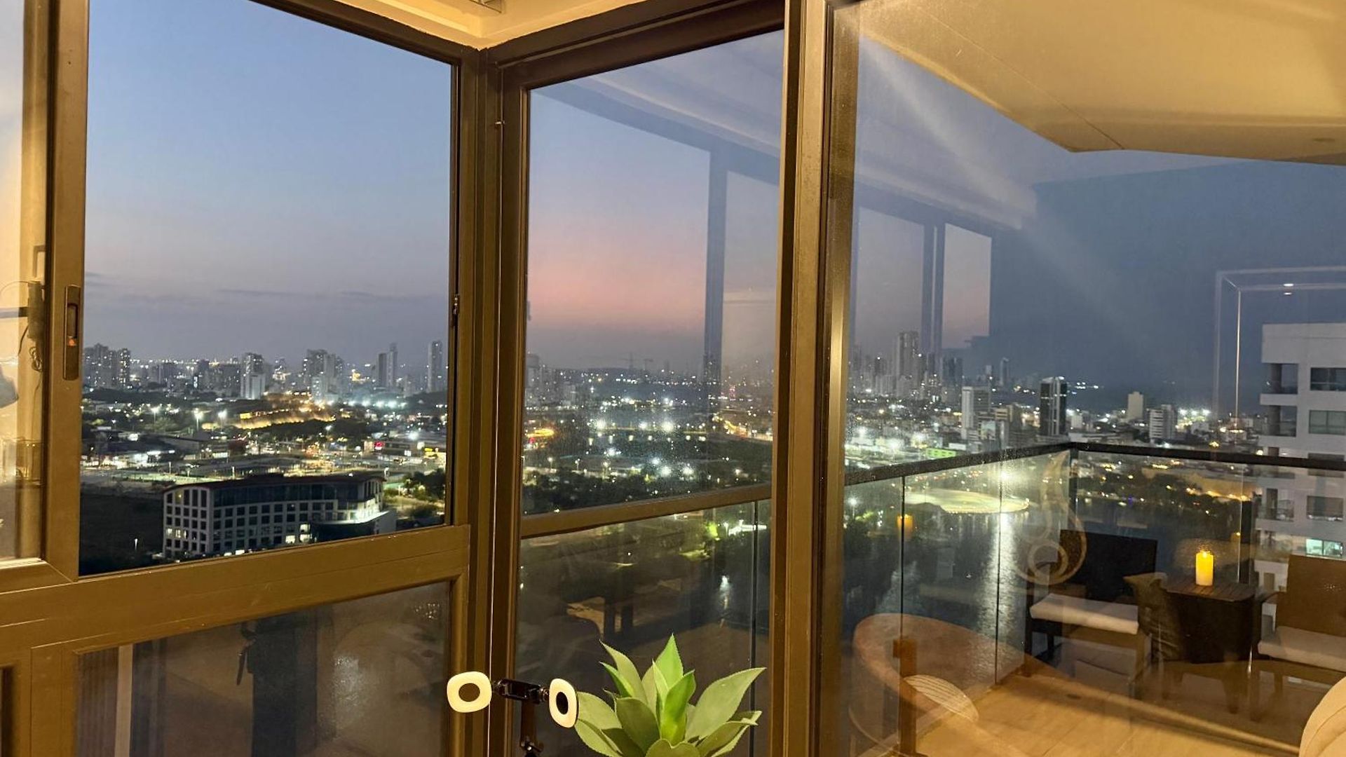 New! Ocean & City 360Views 25Fl Free Airport Pick Up By Imz *