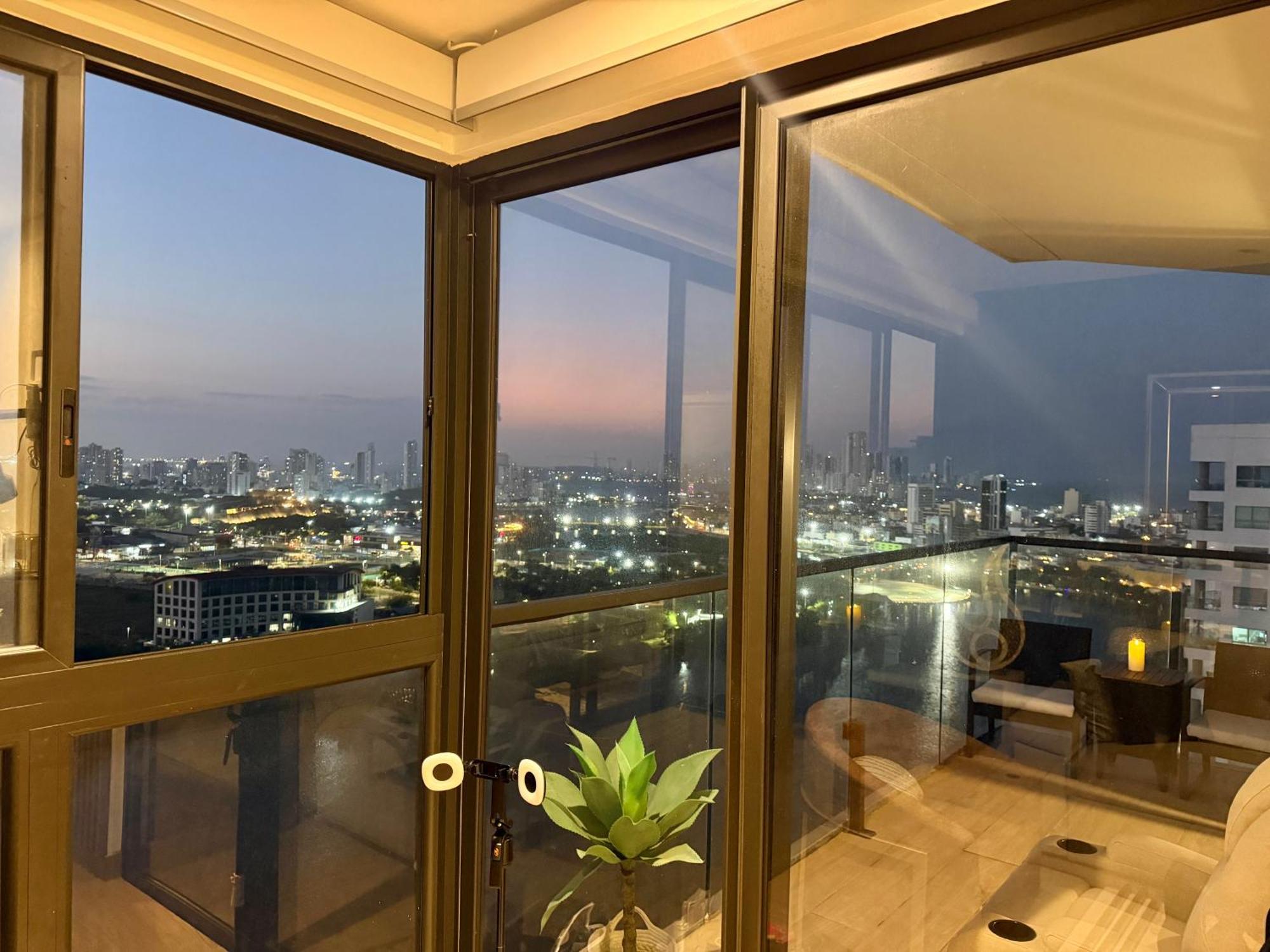 Murano Centro 1 - 25 Floor Byimz *